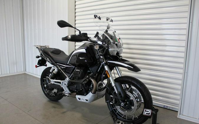 2023 Moto Guzzi V85 TT