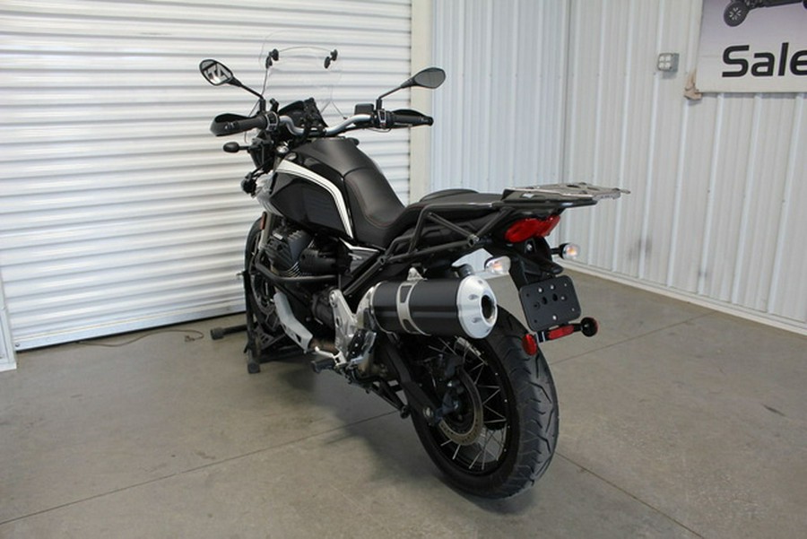 2023 Moto Guzzi V85 TT