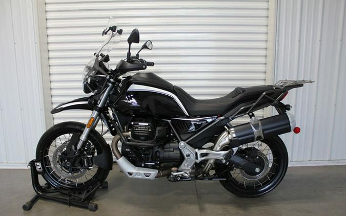 2023 Moto Guzzi V85 TT