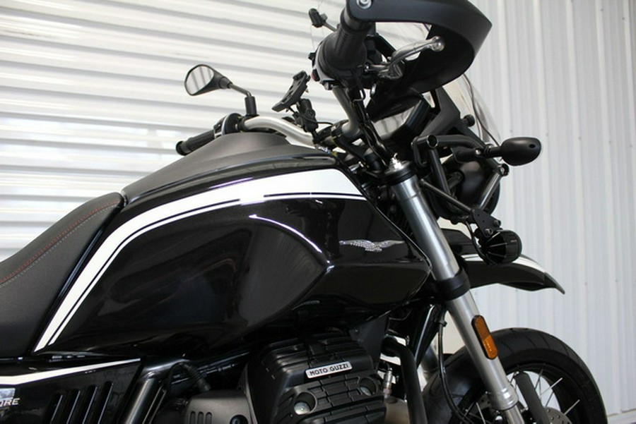 2023 Moto Guzzi V85 TT