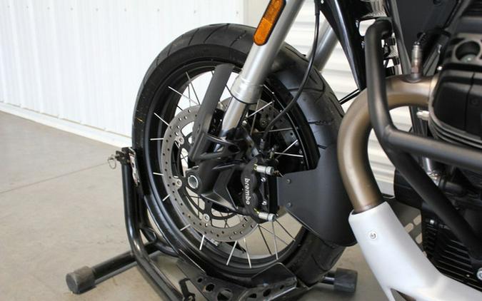 2023 Moto Guzzi V85 TT