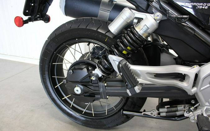 2023 Moto Guzzi V85 TT