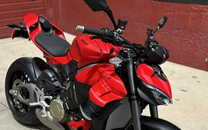 2025 Ducati Streetfighter V4 Ducati Red