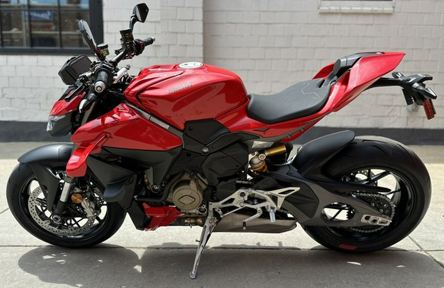 2025 Ducati Streetfighter V4 Ducati Red