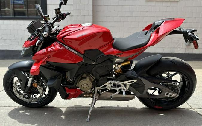2025 Ducati Streetfighter V4 Ducati Red