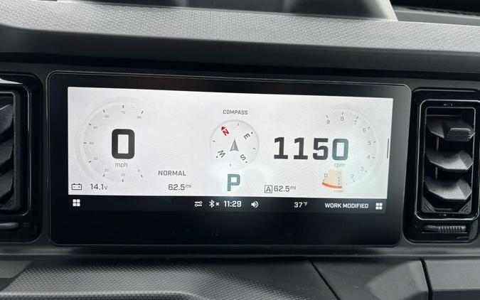 2026 Can-Am Defender MAX XT CAB HD11