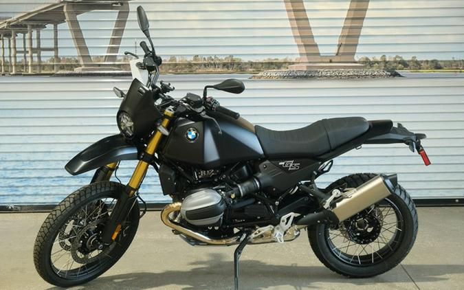 2026 BMW R 12 G/S Night Black Matte
