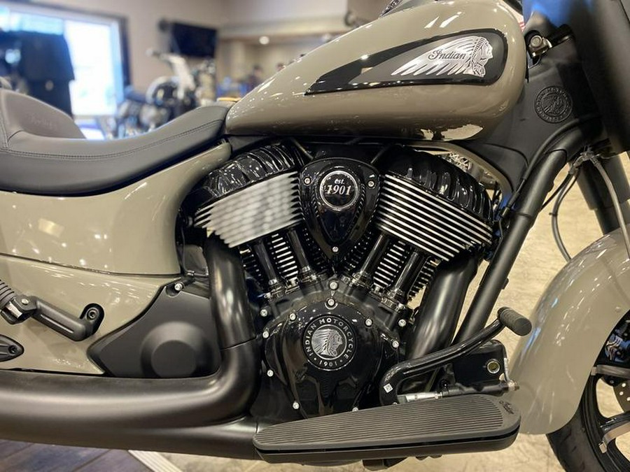 2023 Indian Motorcycle® Springfield® Dark Horse® Quartz Gray