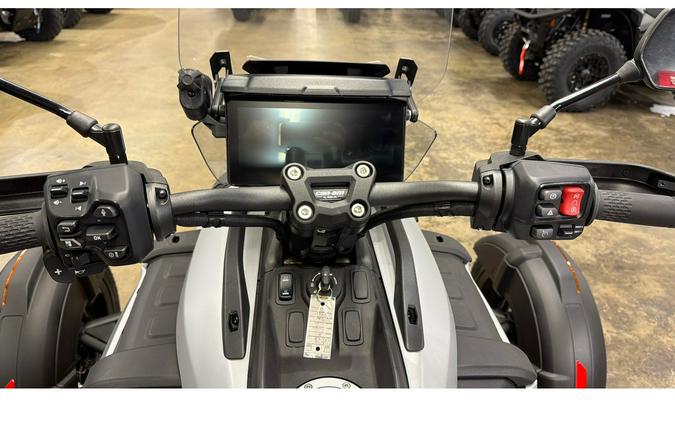 2025 Can-Am CANYON XT