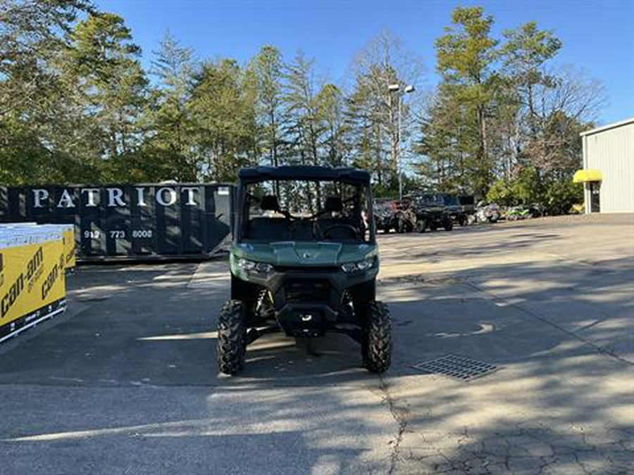 2025 Can-Am Defender DPS HD10