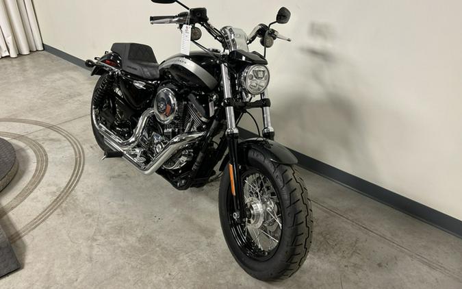 2018 Harley-Davidson 1200 Custom (XL1200C) 1200 Custom (XL1200C)