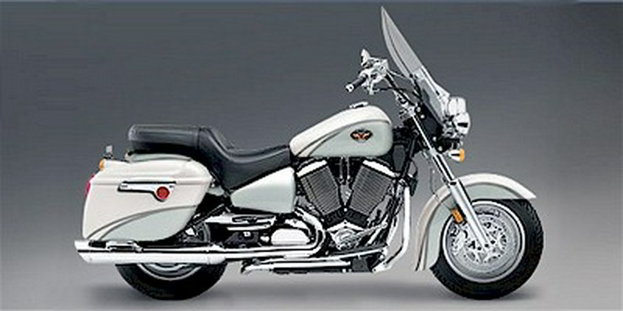 2005 Victory Motorcycles® Touring Cruiser