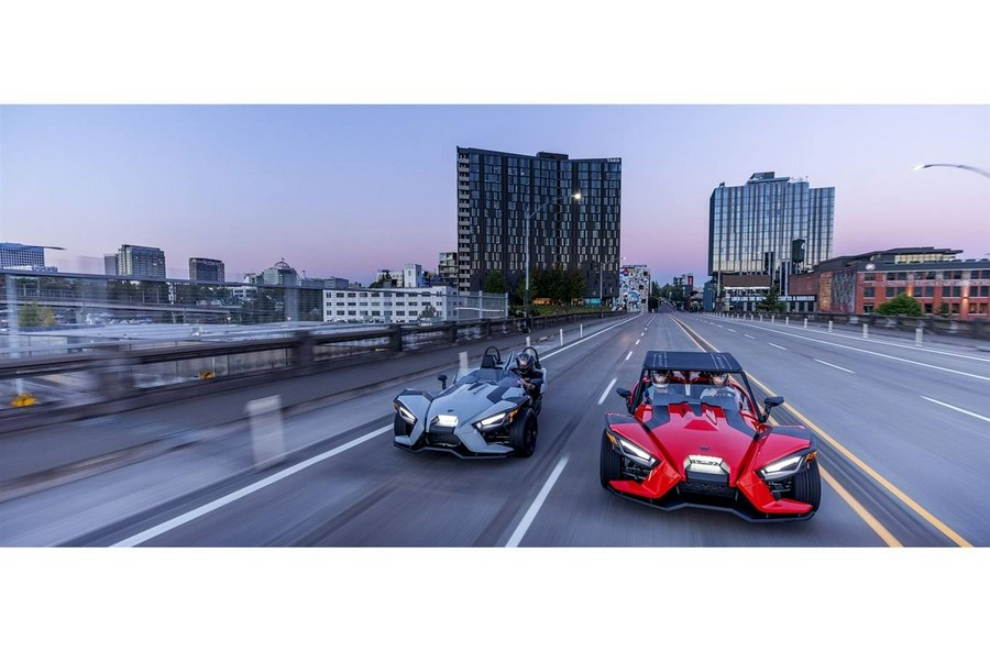 2022 Slingshot Slingshot S with Technology Package I - Slingshot Red (AUTODRIVE)