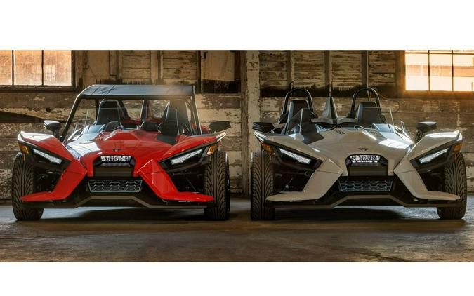 2022 Slingshot Slingshot S with Technology Package I - Slingshot Red (AUTODRIVE)