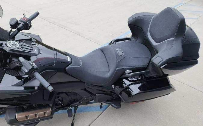 2023 Honda GOLDWING TOUR DCT