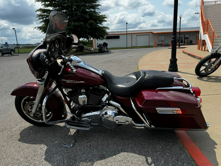 2008 Harley-Davidson Street Glide® Crimson Red Sunglo