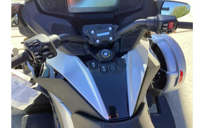 2025 Can-Am Spyder RT
