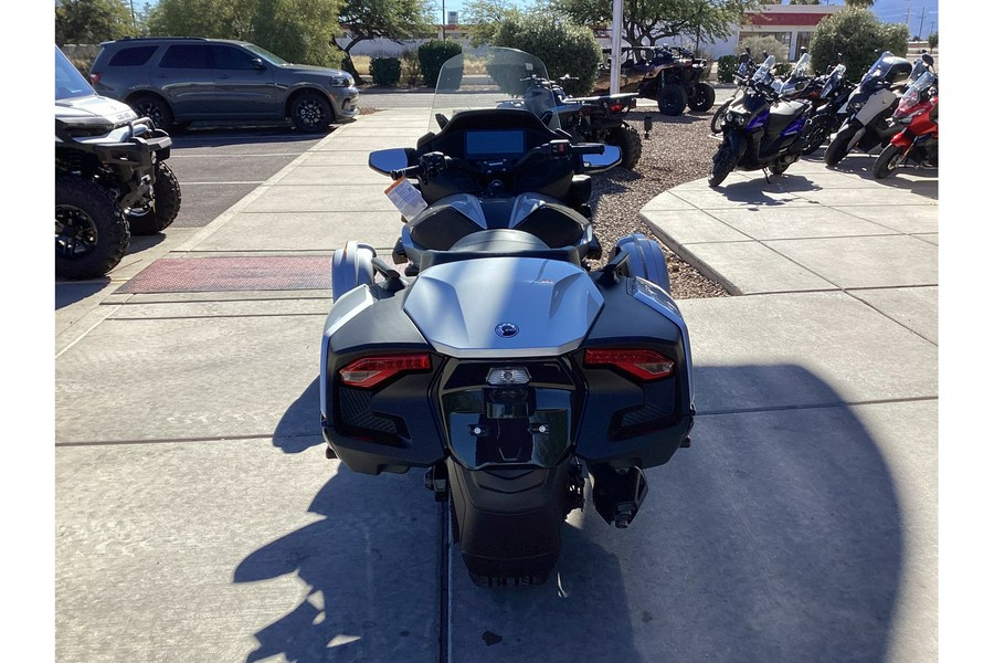 2025 Can-Am Spyder RT