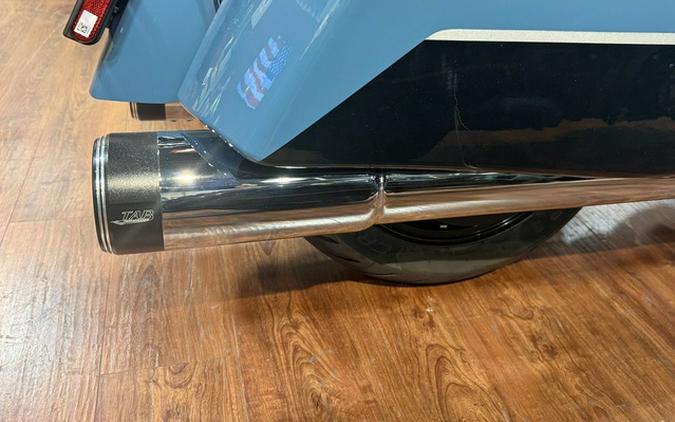 2026 Indian Challenger Limited 112 w/PowerBand Audio Storm Blue with Black Metallic