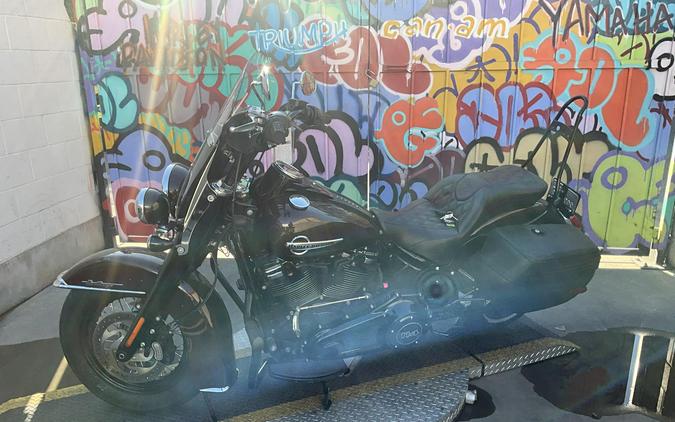 2018 HARLEY SOFTAIL HERITAGE SOFTAIL CLASSIC 114