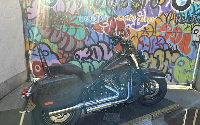 2018 HARLEY SOFTAIL HERITAGE SOFTAIL CLASSIC 114