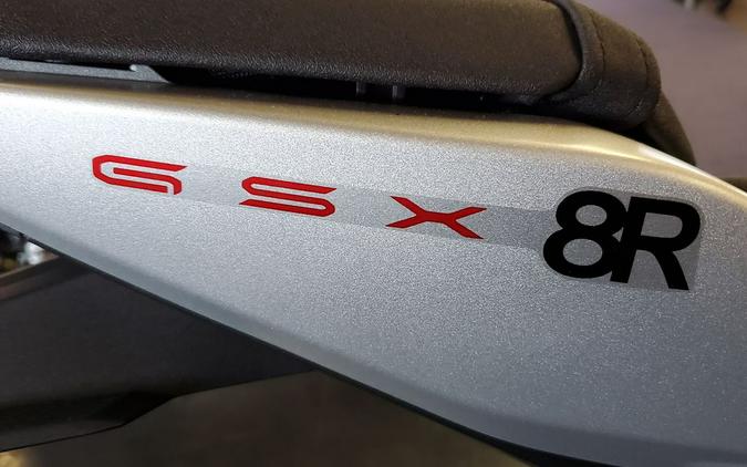 2024 Suzuki GSX800FRQM4