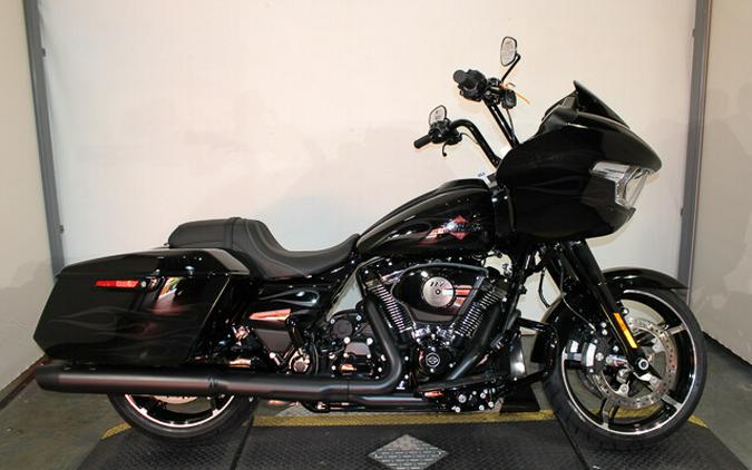 New 2025 Harley-Davidson Road Glide Grand American Touring FLTRX Motorcycle For Sale In Miami, Florida
