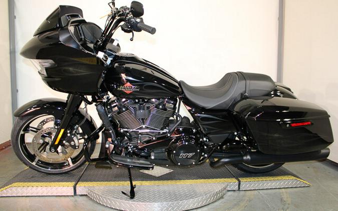 New 2025 Harley-Davidson Road Glide Grand American Touring FLTRX Motorcycle For Sale In Miami, Florida