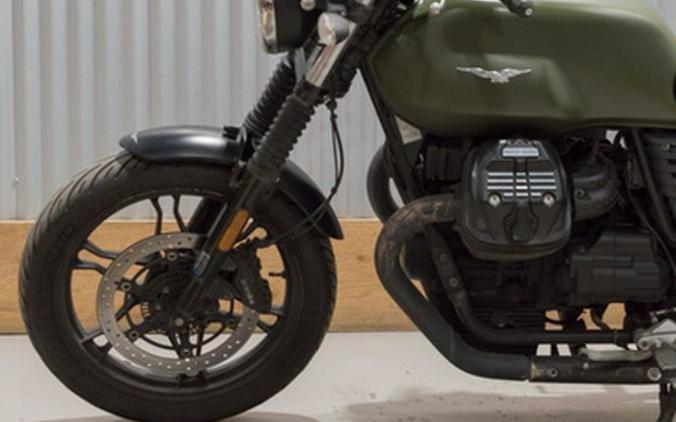 2017 Moto Guzzi V7 III Stone