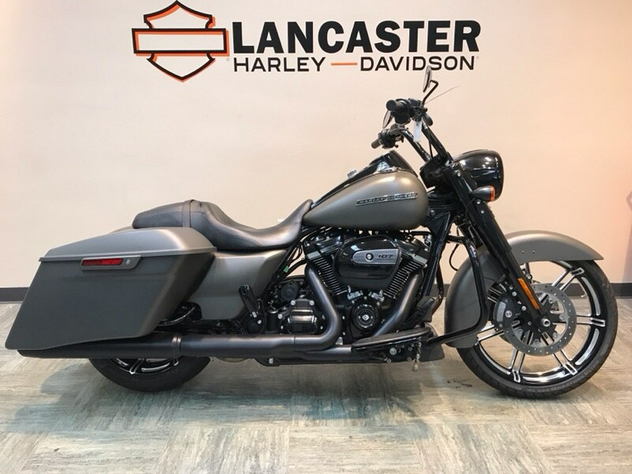 2018 Harley-Davidson® Road King® Special Industrial Gray Denim