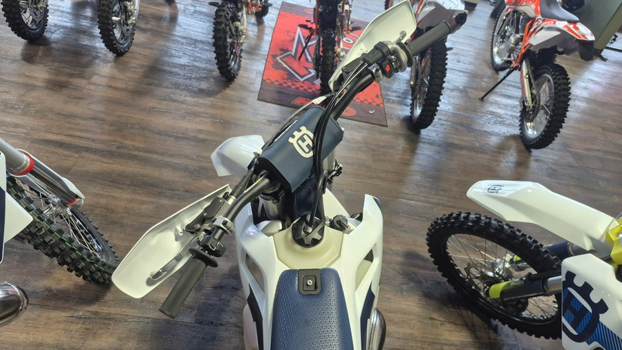 2026 Husqvarna TX 300 - 24169