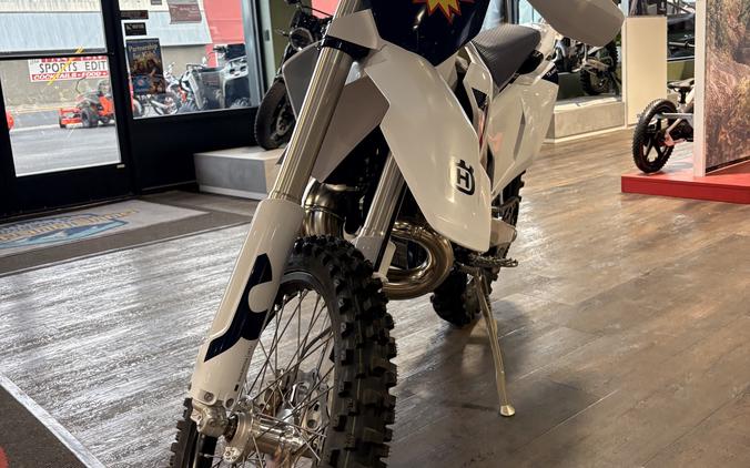 2026 Husqvarna TX 300 - 24169