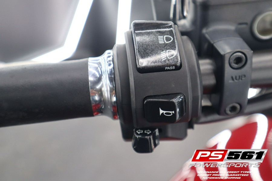 2015 Honda Gold Wing® Valkyrie®