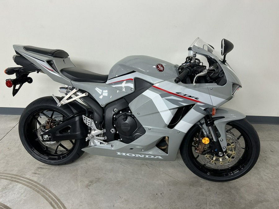 2026 Honda CBR600RR ABS (CBR600RAT)