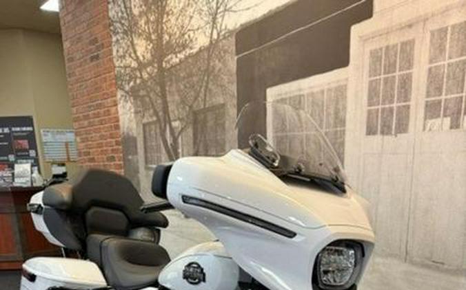 2026 Harley-Davidson® FLHXL - Street Glide® Limited