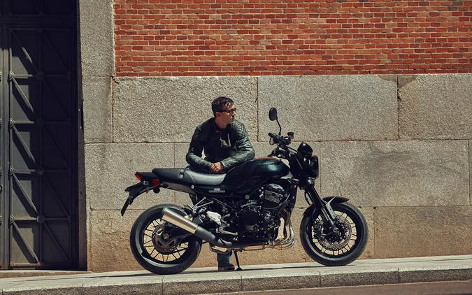 2026 Kawasaki Z900RS ABS