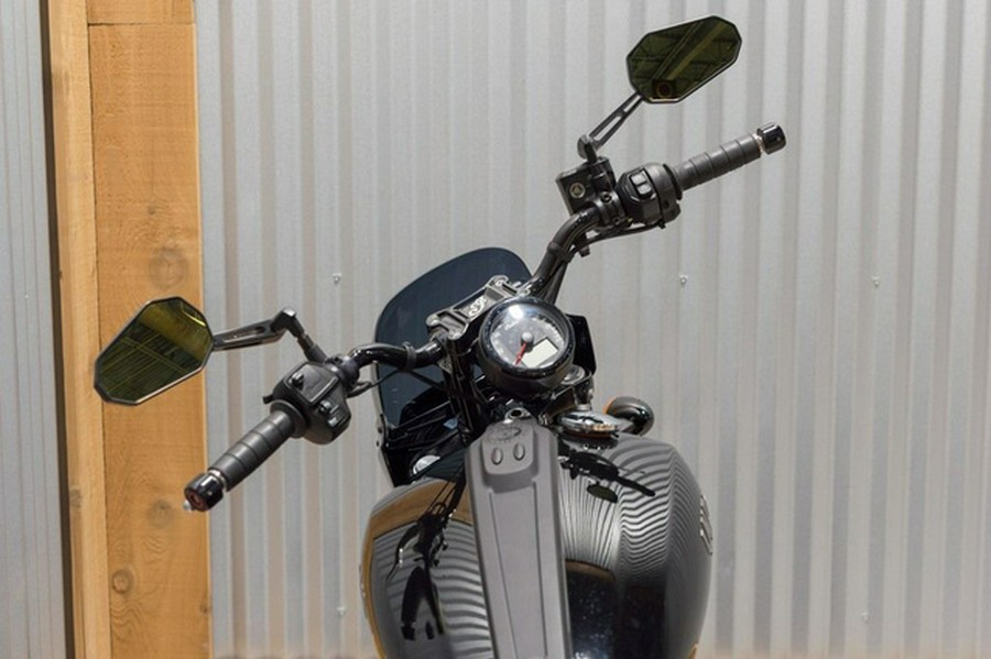 2025 Indian Sport Scout Limited Black Metallic