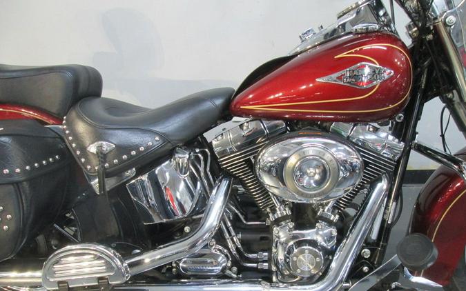 2009 Harley-Davidson® FLSTC - Heritage Softail®
