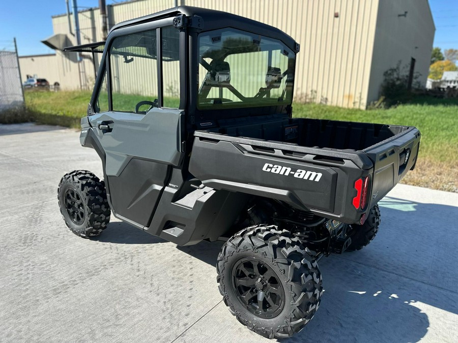 2027 Can-Am Defender DPS CAB HD9