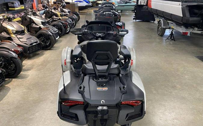 2021 Can-Am® Spyder® RT SE6