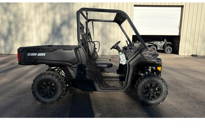 2025 Can-Am DEFENDER DPS HD9