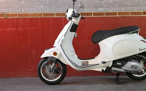 2025 Vespa Primavera 150