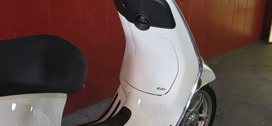 2025 Vespa Primavera 150