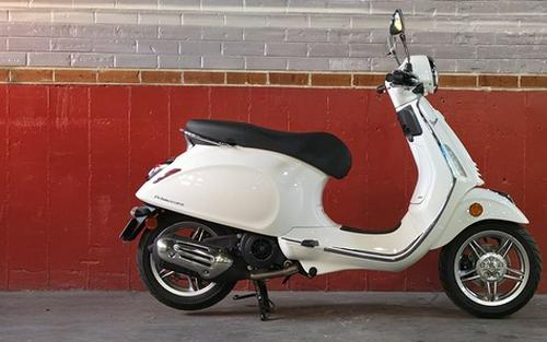 2025 Vespa Primavera 150