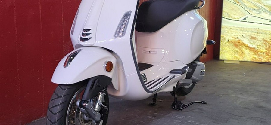 2025 Vespa Primavera 150