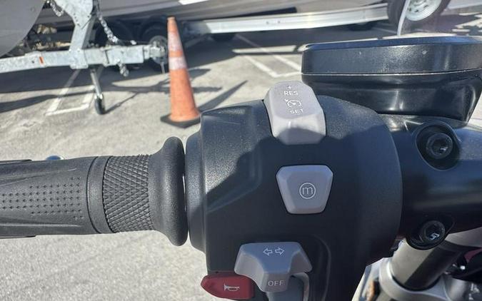 2021 Triumph Rocket 3 R Korosi Red