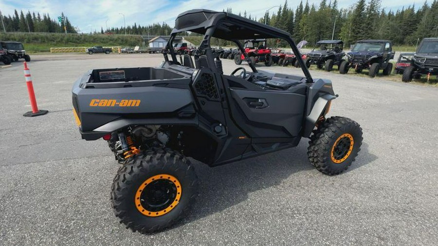 New 2025 Can-Am COMM XTP 64 1000R