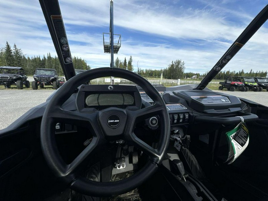 New 2025 Can-Am COMM XTP 64 1000R