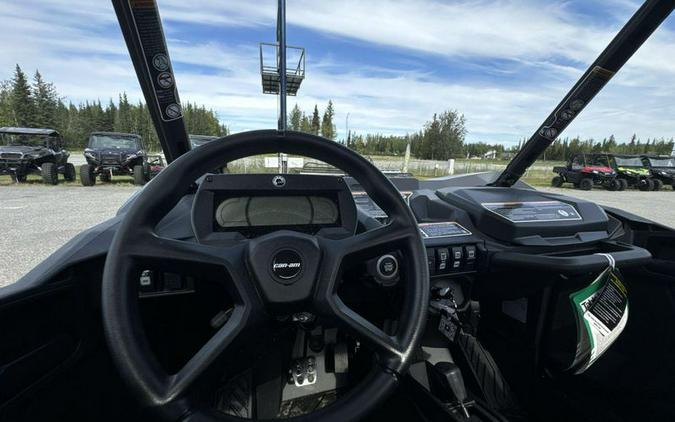 New 2025 Can-Am COMM XTP 64 1000R