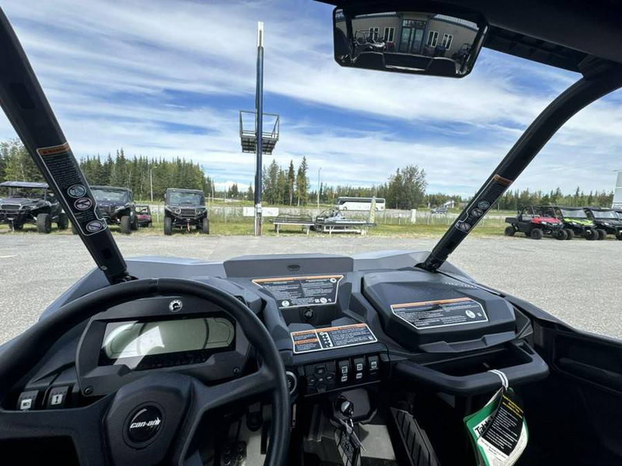 New 2025 Can-Am COMM XTP 64 1000R